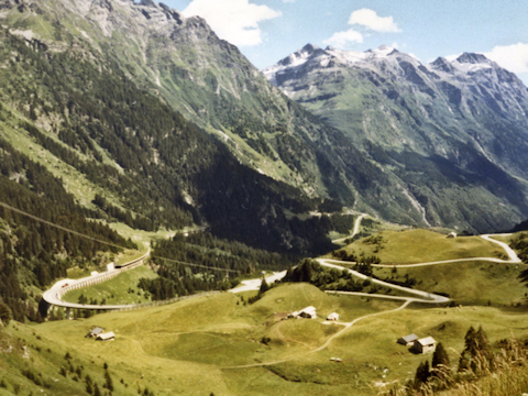 Eerste Alpenpas San-Bernardino: sensationeel.